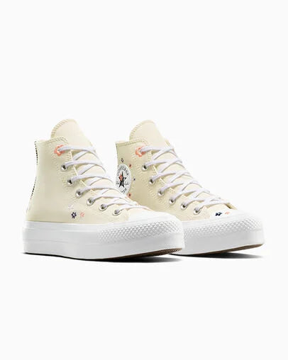 Chuck Taylor All Star Lift Platform Petite Petals