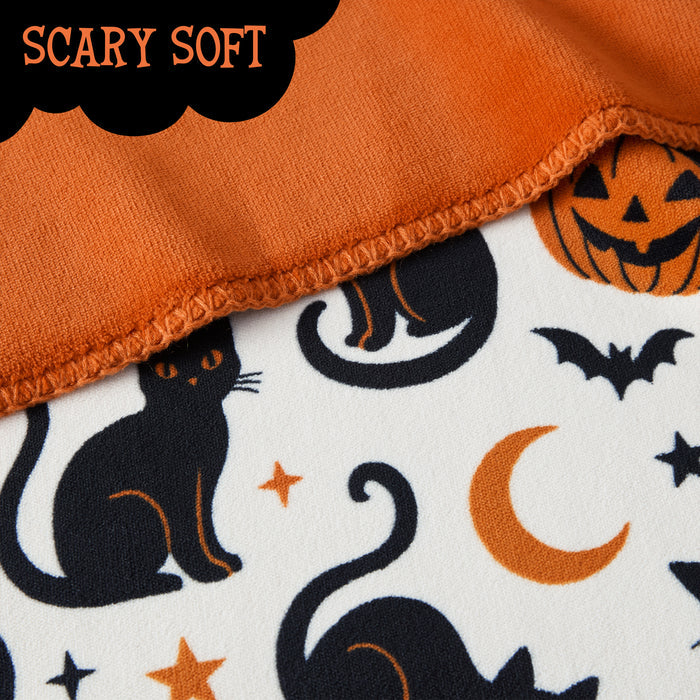Detalle del fleece y acabado del borde de la manta Cats Night #color_UNB Cats Night