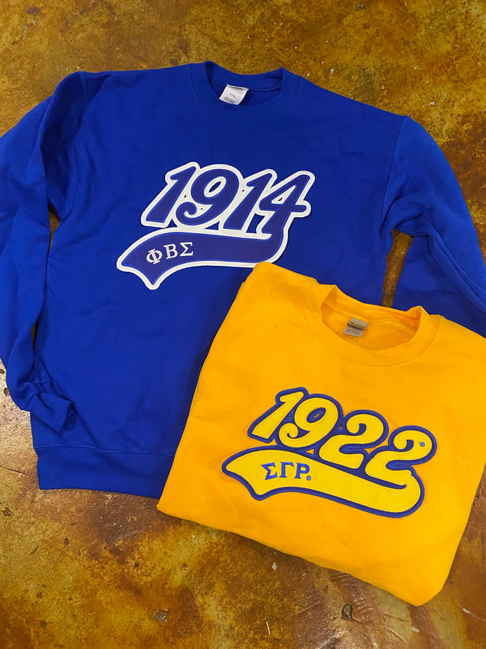 D9 - Retro Tail Founding Date Sweatshirt