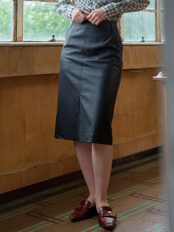 【Final Sale】Aisha Slit Mid-Length PU Leather Skirt