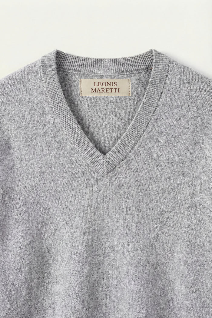 Merano V-Neck Knit Sweater Light Grey