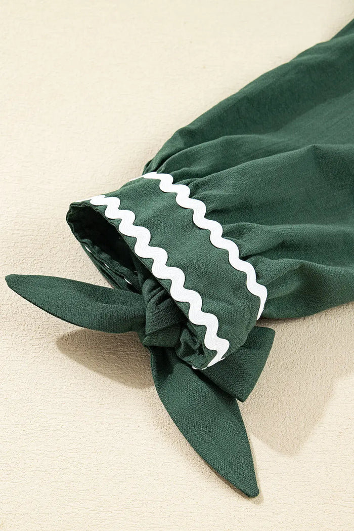 Contrast Ricrac Trim Button V-Neck Knotted Bracelet Sleeve Shift Dress - Dresses/Mini Dresses