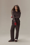 Model Lucia is 5'9" and wears a size S.