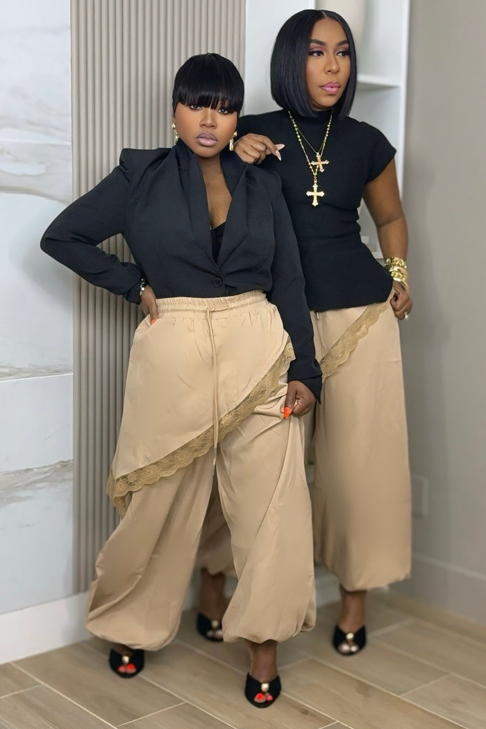 Sorelle Lace Trim Balloon Pants