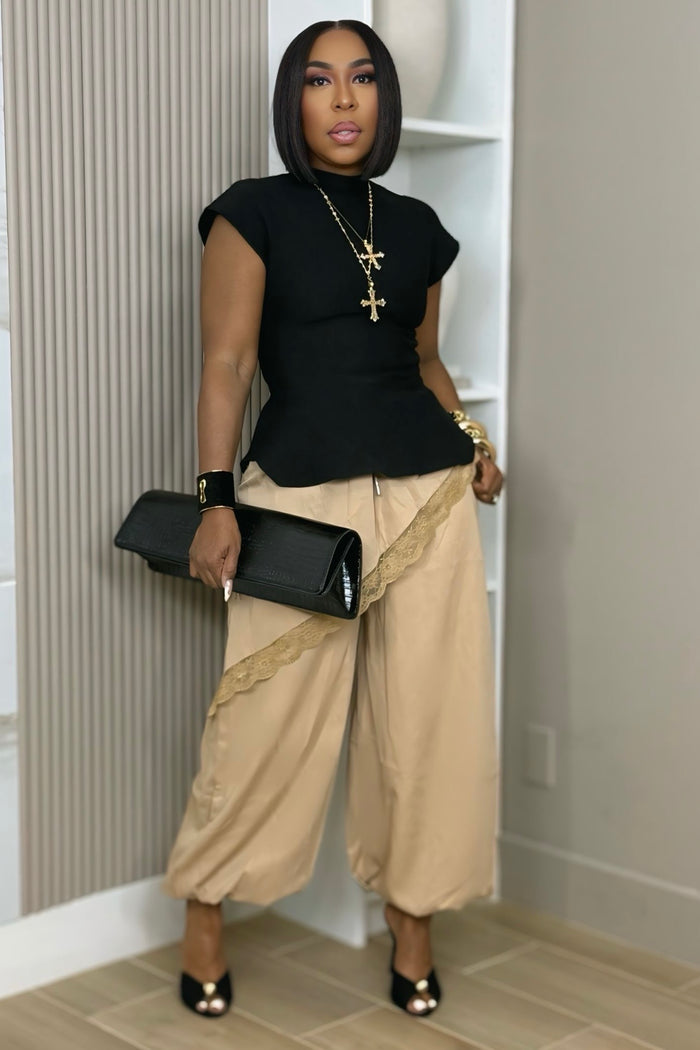 Sorelle Lace Trim Balloon Pants