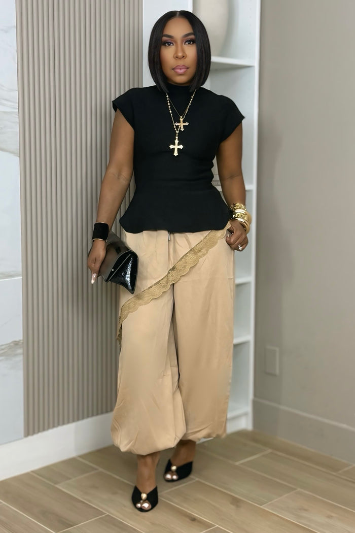 Sorelle Lace Trim Balloon Pants