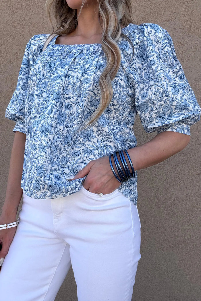 Square Neck Short Puff Sleeve Pleated Floral Blouse