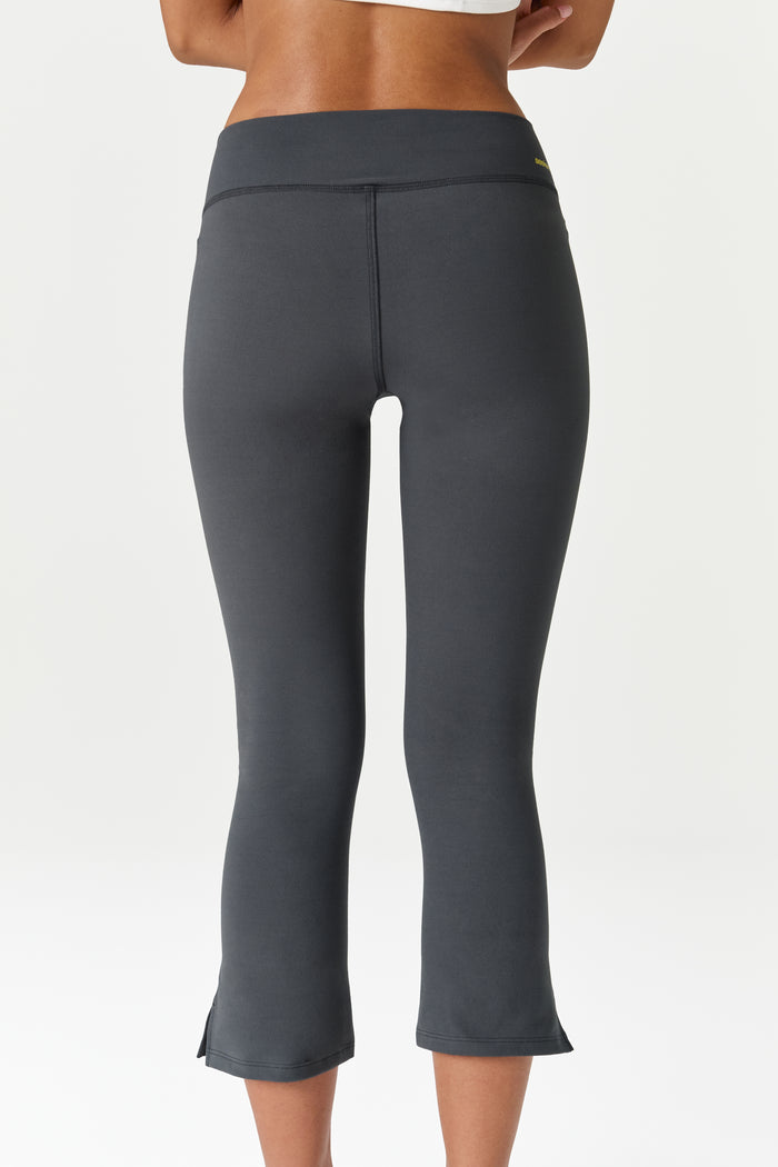 Model is 5'9" and wears a size S.