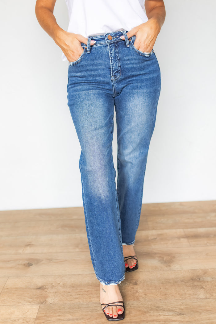 The On the Move Straight Jeans - One Eleven Olive Boutique