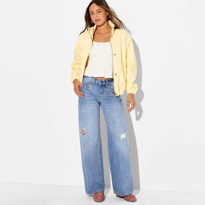 #color_WF Medium Wash | Floral Print Waistband